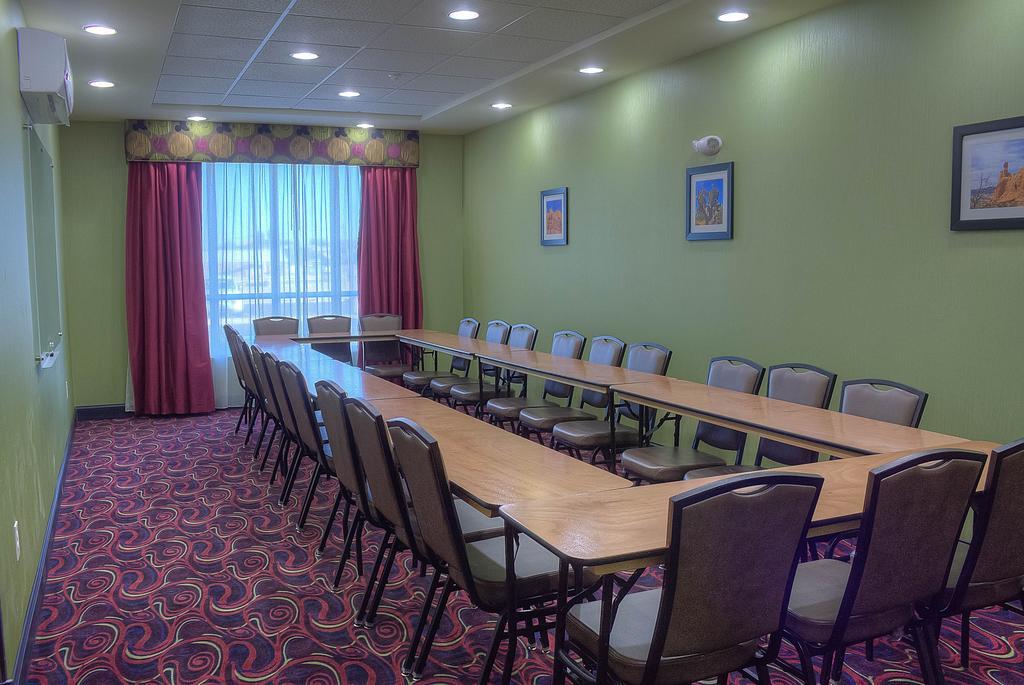 Comfort Inn & Suites Артижа Экстерьер фото