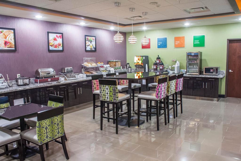 Comfort Inn & Suites Артижа Экстерьер фото
