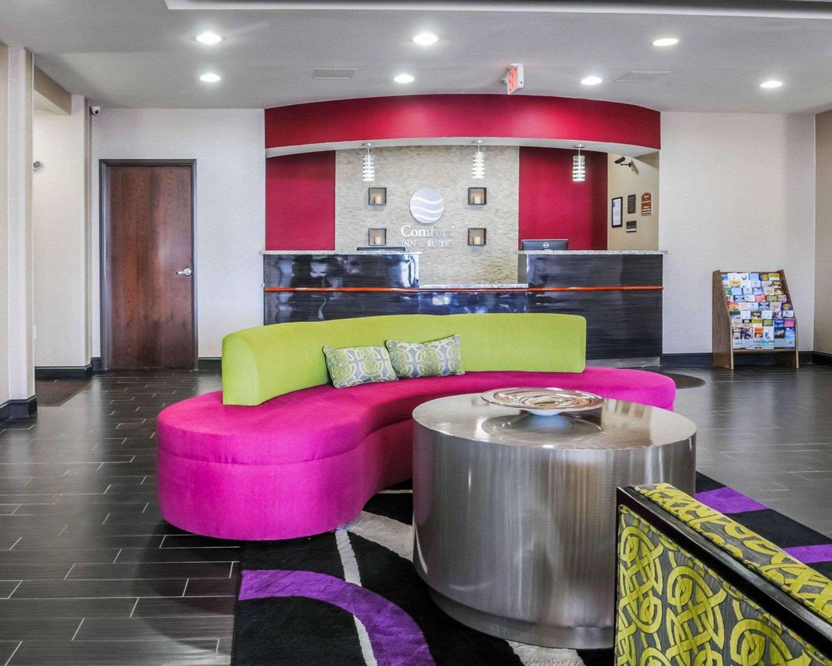 Comfort Inn & Suites Артижа Экстерьер фото