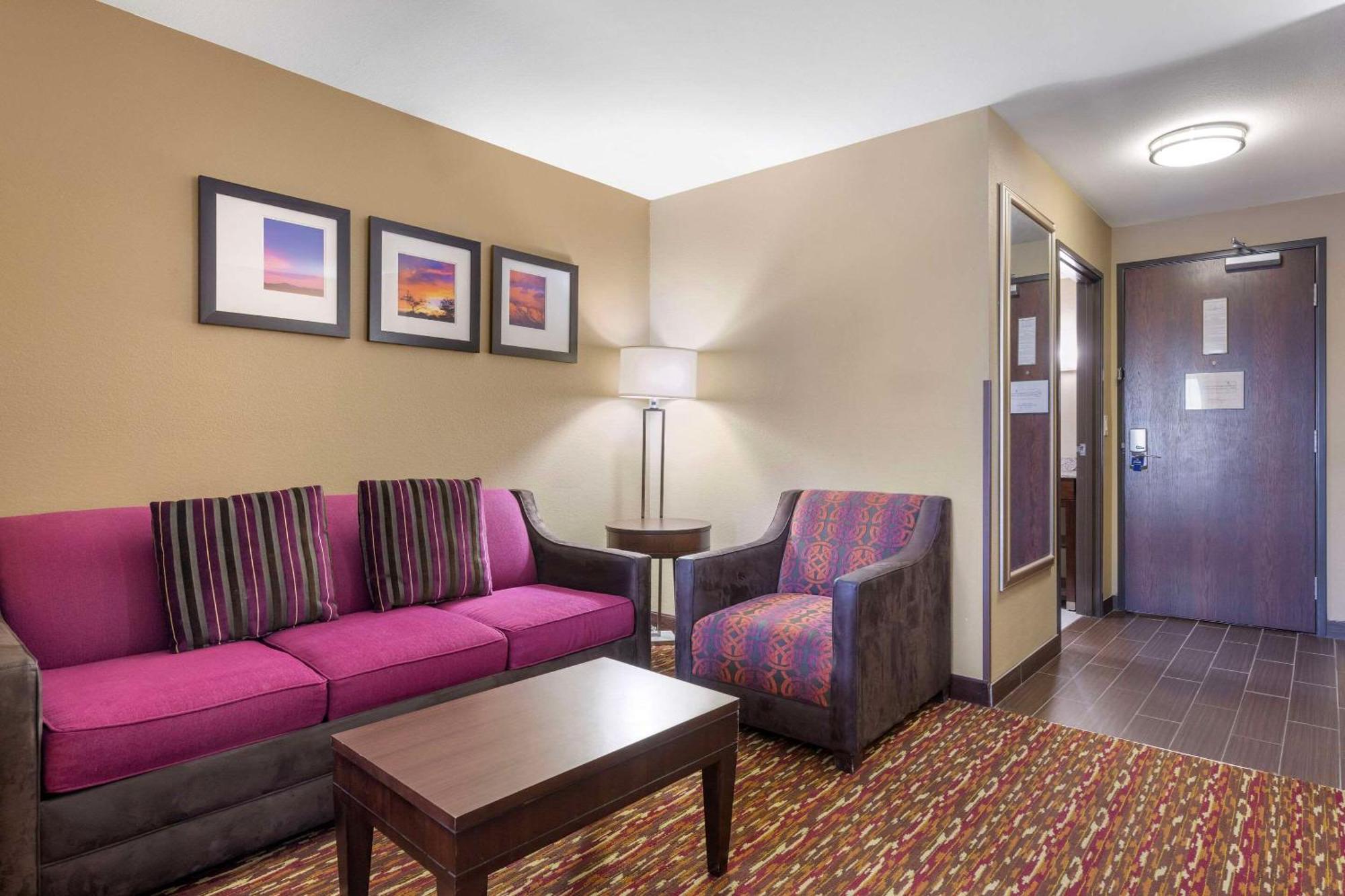 Comfort Inn & Suites Артижа Экстерьер фото
