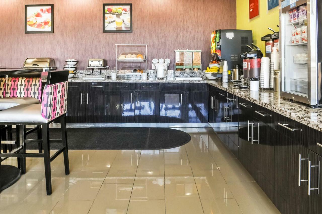 Comfort Inn & Suites Артижа Экстерьер фото